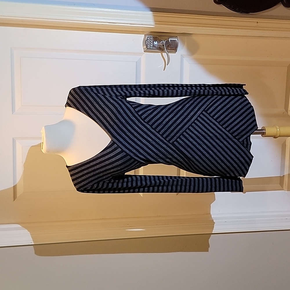 HEM & THREAD Top